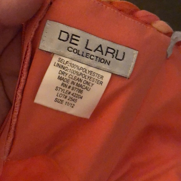 Dress - Picture 3 of 3